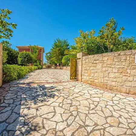 Lourdas Beach View Villa Влахата Экстерьер фото
